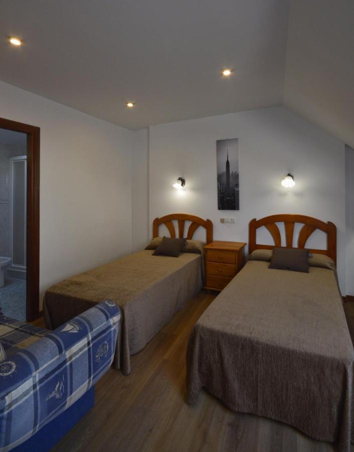 Hotel Marín Buitenkant foto